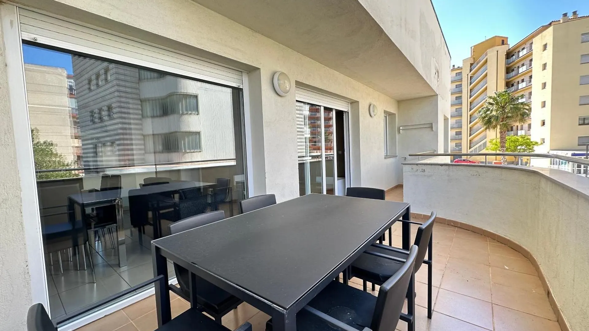 Agi Drugstore Apartments Rosas