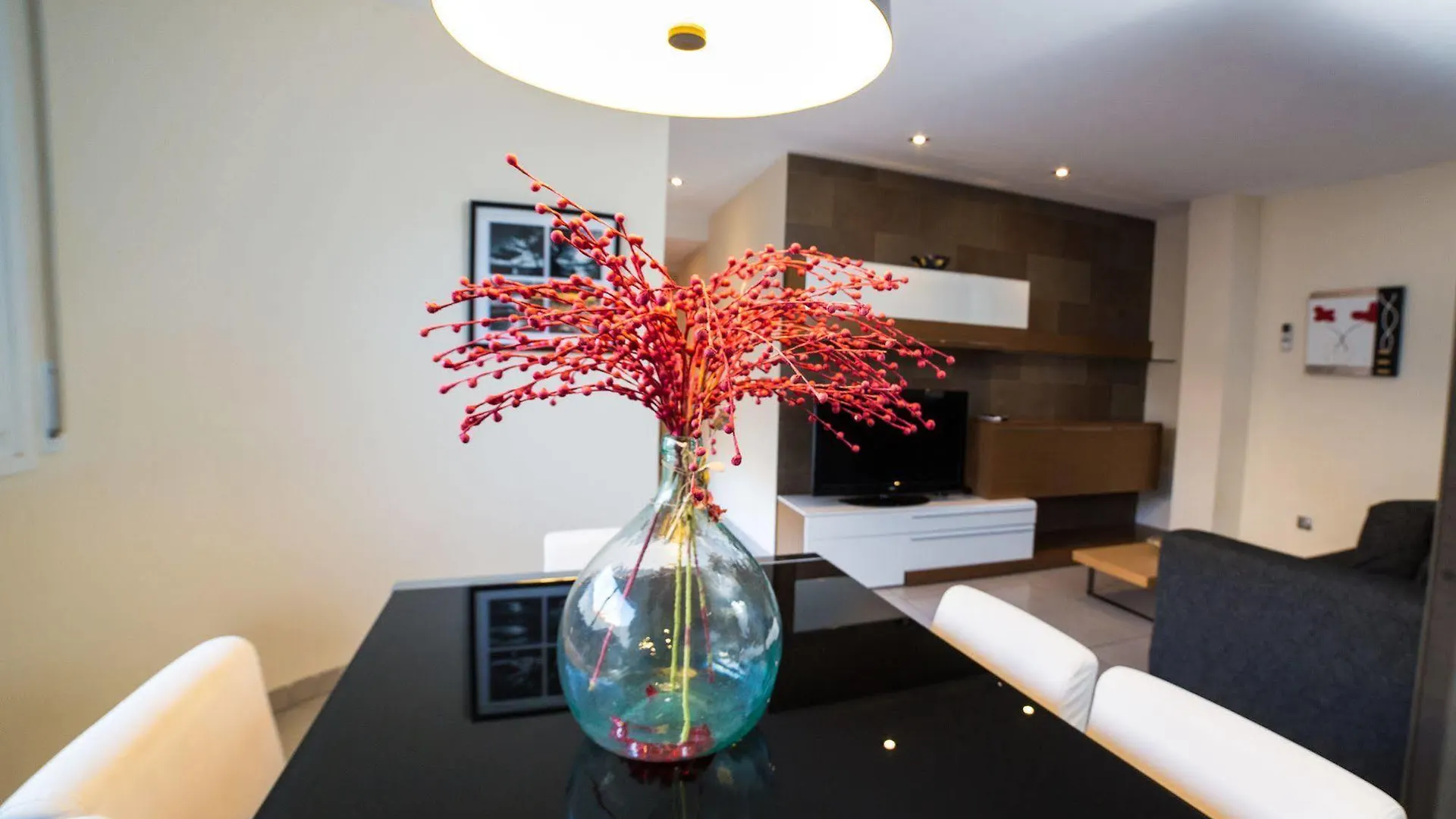 Agi Drugstore Apartments Rosas